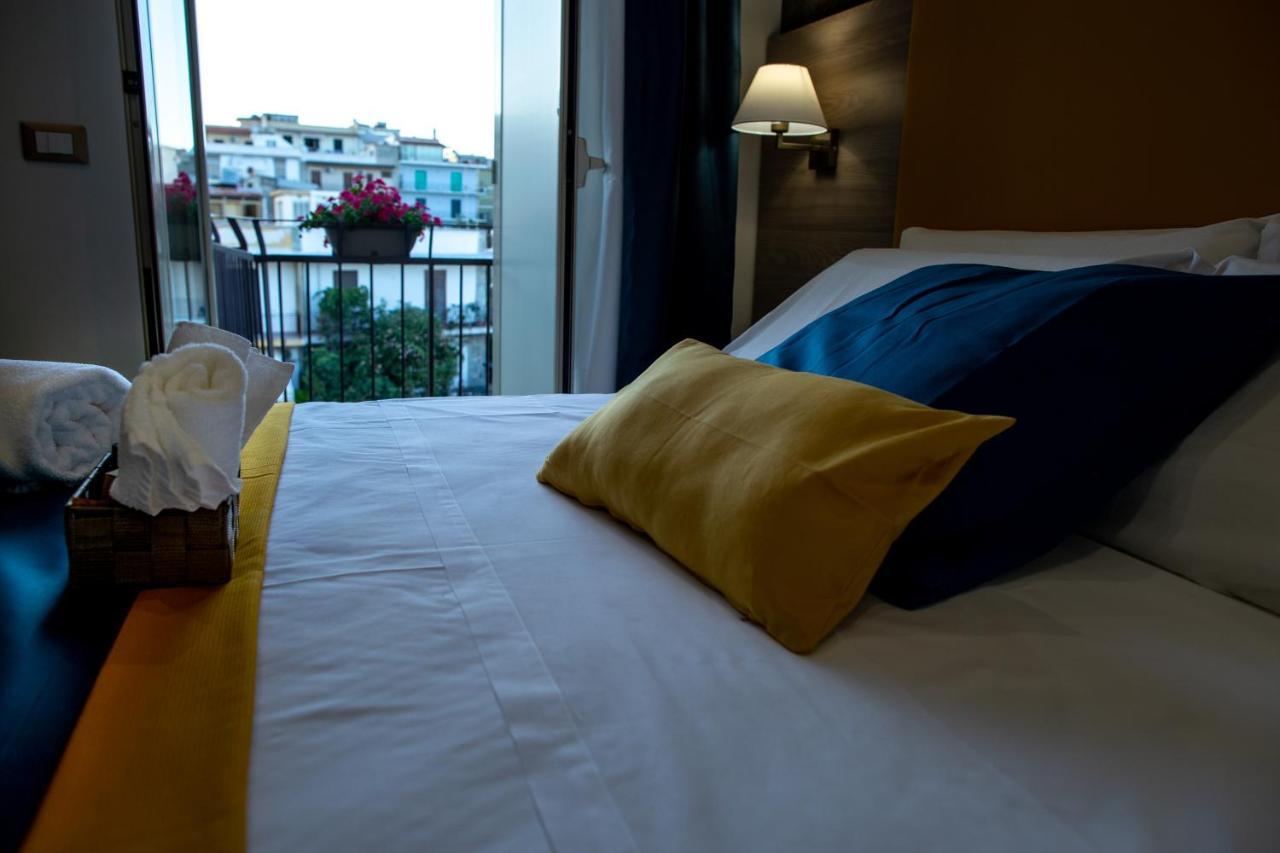 Operaprimasuite Messina Esterno foto